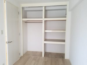 洋室４．８帖のクロゼット