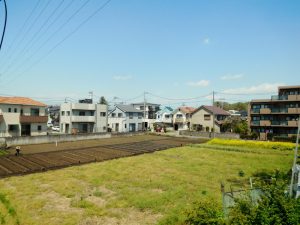 北側は畑につき開放感がございます