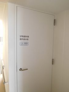 各階にゴミステーション設置。１階までゴミを運ぶ必要はありません。