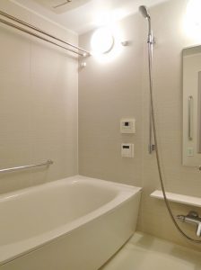 １４１８サイズ。換気乾燥機付ユニットバス・ミストサウナ付