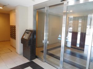 オートロック付のエントランス